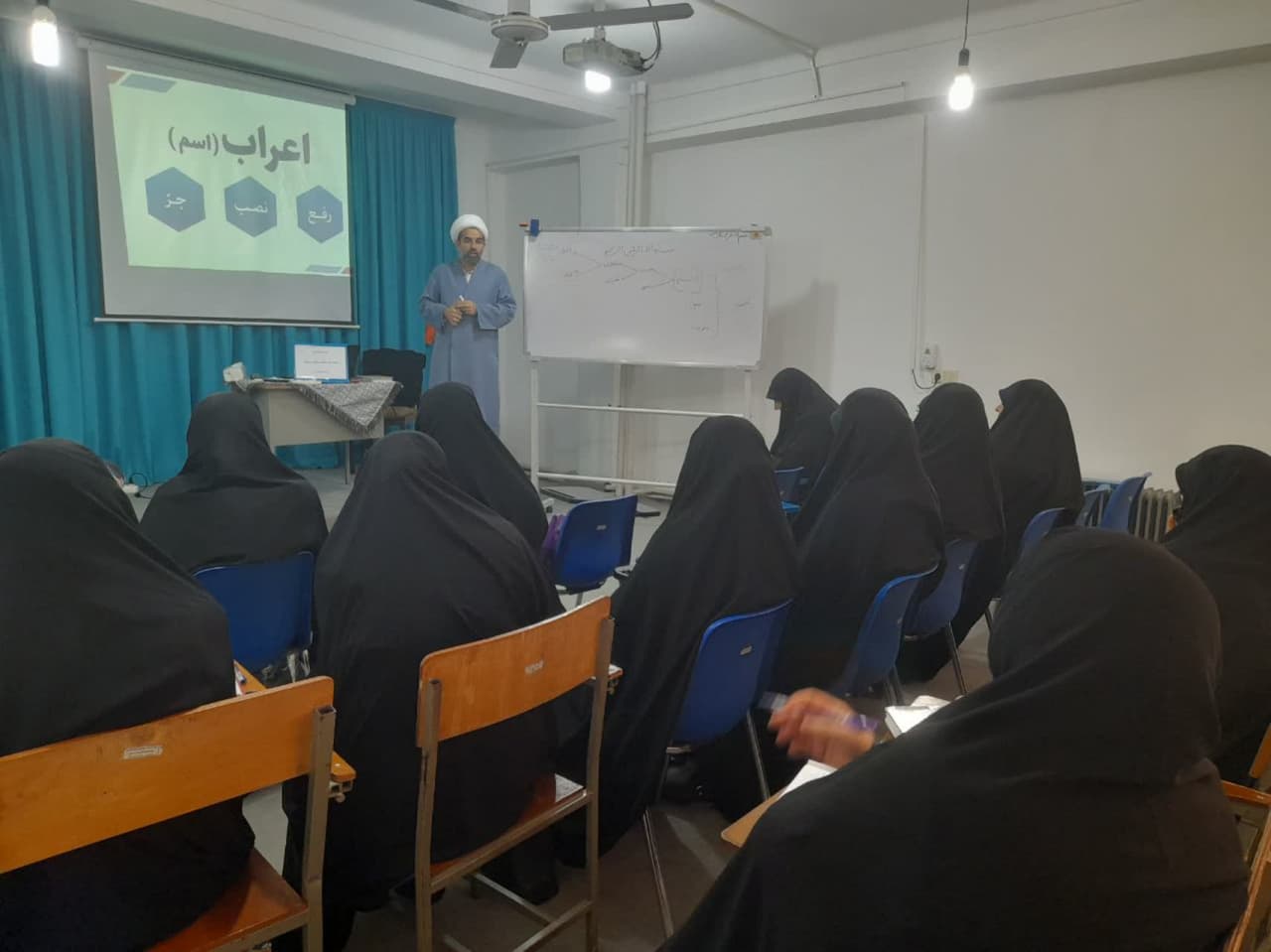 دوره مهارت متن‌خوانی و تجزیه و ترکیب ادبیات عرب در مازندران برگزار شد