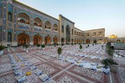 العتبة العلوية المقدسة تقيم مأدبة طعام كبرى للزائرين في ليلة عيد الغدير + صور