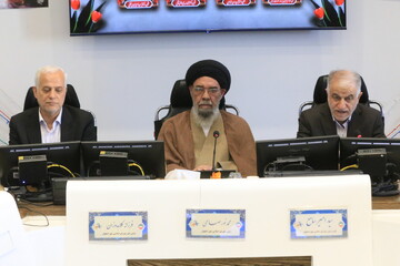 تصاویر / حضور نماینده ولی فقیه اصفهان در جلسه علنی شورای شهر