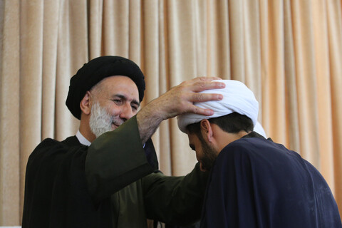 تصاویر/ مراسم عمامه‌گذاری طلاب چهارمحال و بختیاری