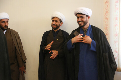 تصاویر/ مراسم عمامه‌گذاری طلاب چهارمحال و بختیاری
