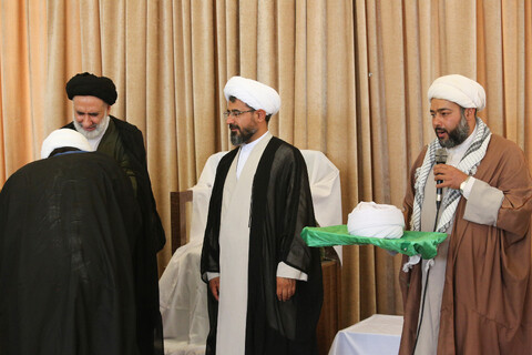 تصاویر/ مراسم عمامه‌گذاری طلاب چهارمحال و بختیاری