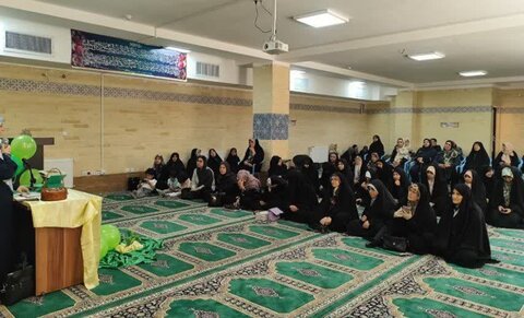 تصاویر/برگزاری جشن غدیر ویژه طلاب موسسه آموزش عالی ریحانة النبی اراک