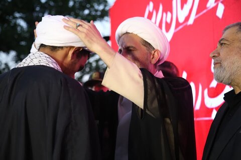 تصاویر / مراسم عمامه گذاری طلاب مدارس علمیه استان قزوین