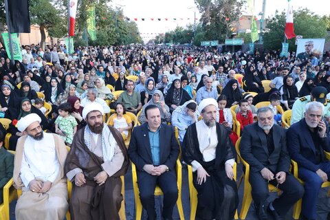 تصاویر / مراسم عمامه گذاری طلاب مدارس علمیه استان قزوین