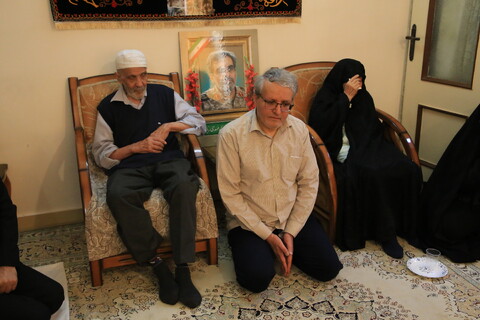 تصاویر / حضور مدیران شهری و استانی اصفهان در منزل پدری «سردارشهید مهدی ربانی»