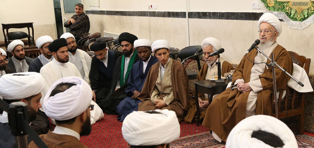 آیه تبلیغ روشن‌ترین سند قرآنی امامت است