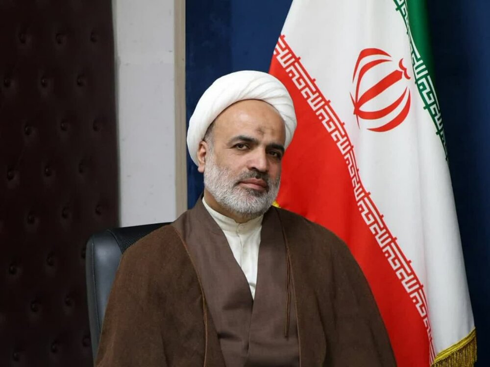 وحدت ملی و تبعیت از رهبری معظم، رمز عبور از مشکلات است