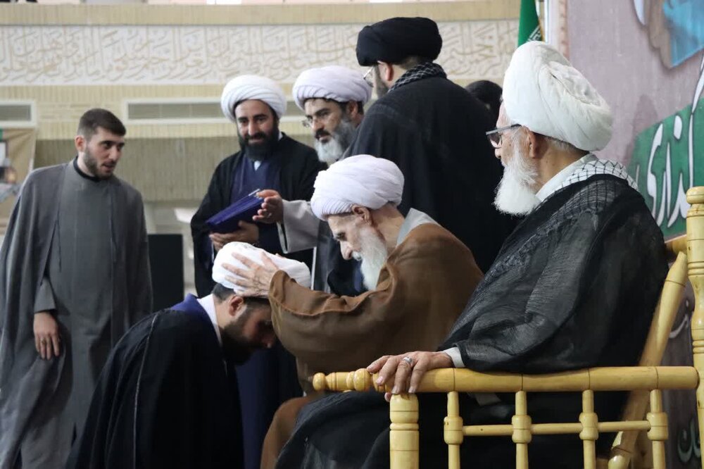 مراسم عمامه گذاری