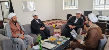 مسائل پژوهشی مدرسه علمیه علی‌بن ابی‌طالب ایذه بررسی شد