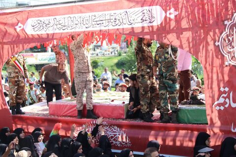 تصاویر وداع با شهیدان وطن در لرستان