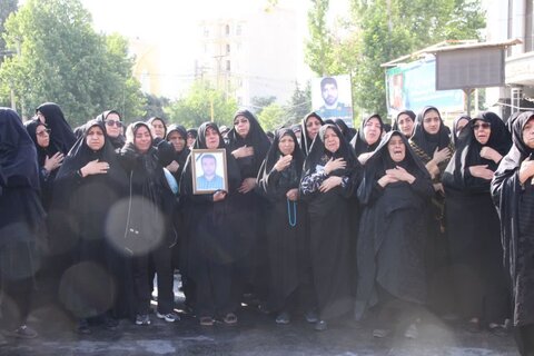 تصاویر وداع با شهیدان وطن در لرستان