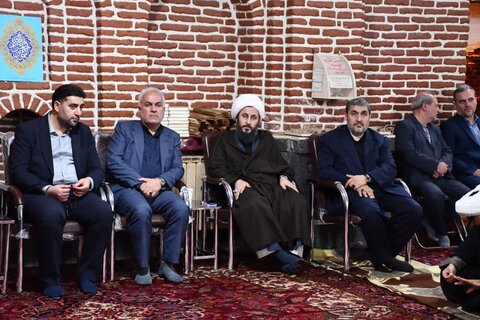 تصاویر/  تشییع پیکر مطهر شهید محسن آین در مسجد جامع سیدالشهدا (ع) خوی