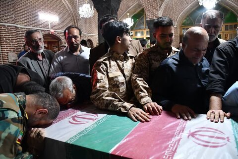 تصاویر/  تشییع پیکر مطهر شهید محسن آین در مسجد جامع سیدالشهدا (ع) خوی