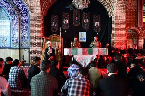 تصاویر/  تشییع پیکر مطهر شهید محسن آین در مسجد جامع سیدالشهدا (ع) خوی