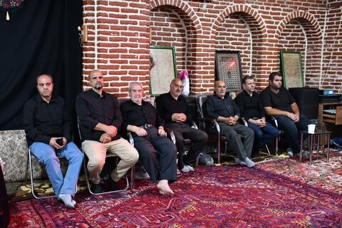 تصاویر/  تشییع پیکر مطهر شهید محسن آین در مسجد جامع سیدالشهدا (ع) خوی