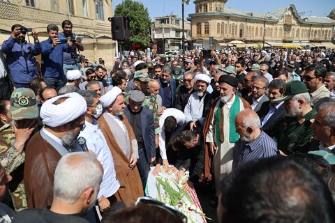 تصاویر / آیین تشییع پیکر شهید حسین احمدی از شهدای حمله رژیم صهیونسیتی