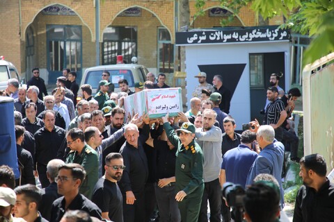 تصاویر/ آئین تشییع شهدای پدافند هوایی لشکر ۳ حمزه (ع) در تجاوز رژیم صهیونیستی به ارومیه