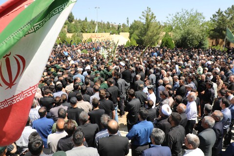 تصاویر/ آئین تشییع شهدای پدافند هوایی لشکر ۳ حمزه (ع) در تجاوز رژیم صهیونیستی به ارومیه