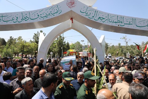 تصاویر/ آئین تشییع شهدای پدافند هوایی لشکر ۳ حمزه (ع) در تجاوز رژیم صهیونیستی به ارومیه