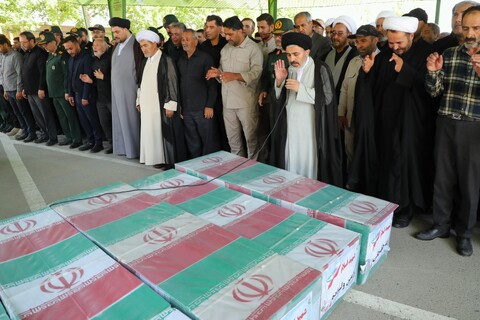 تصاویر/ آئین تشییع شهدای پدافند هوایی لشکر ۳ حمزه (ع) در تجاوز رژیم صهیونیستی به ارومیه