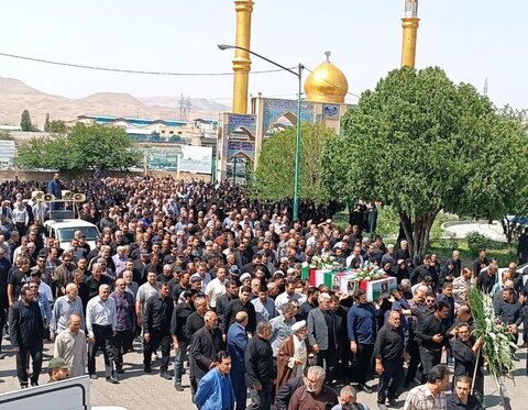 تصاویر/ تشییع پیکر شهید حسین پورعبدالله مینق در هریس