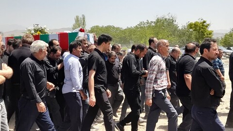 تصاویر/ مراسم تشییع پیکر پاک شهید پاسدار مجتبی کریمی نانسا