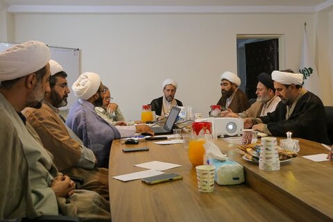 تصاویر / بازدید  امام جمعه از مرکز تخصصی علامه رفیعی و پژوهش سرای حوزه علیمه قزوین