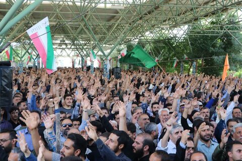 تصاویر با شکوه تشییع شهدای وطن در بروجرد