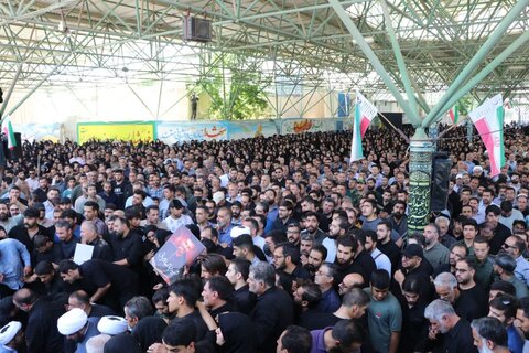 تصاویر با شکوه تشییع شهدای وطن در بروجرد