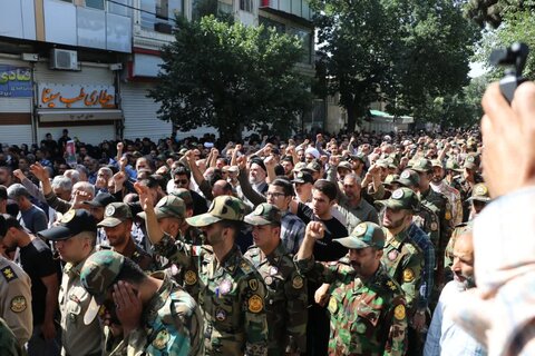 تصاویر با شکوه تشییع شهدای وطن در بروجرد