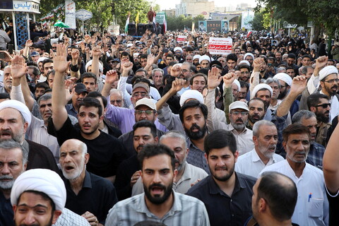 تصاویر/ تشییع باشکوه پیکر مطهر شهدای حمله تروریستی رژیم صهیونیستی در قم