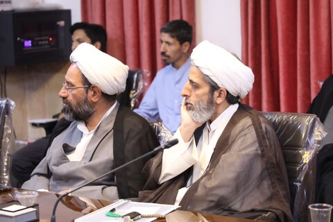 جلسه بصیرت افزایی با ارائه حجت‌الاسلام والمسلمین سعادتمند و حضور کادر مدارس علمیه یزد