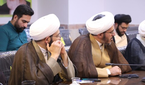 جلسه بصیرت افزایی با ارائه حجت‌الاسلام والمسلمین سعادتمند و حضور کادر مدارس علمیه یزد