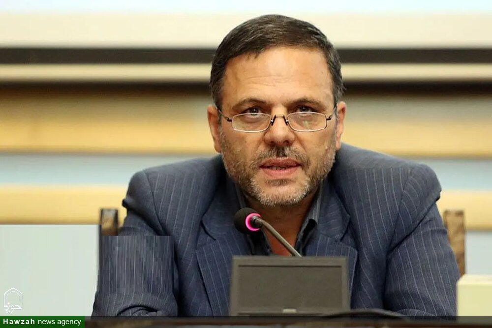 رویارویی با استکبار جهانی نشان افتخار تاریخی ملت ایران است