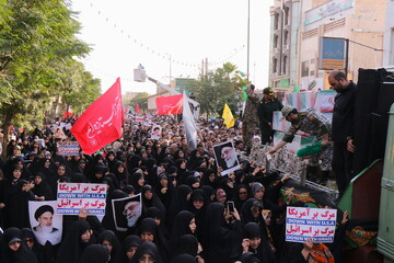 تصاویر/ تشییع باشکوه پیکر مطهر شهدای حمله تروریستی رژیم صهیونیستی در قم