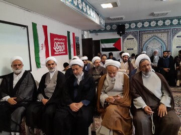 تصاویر/ تجمع طلاب و اساتید کرمان در حمایت از انتقام سخت و مراسم عمامه‌گذاری تعدادی از طلاب