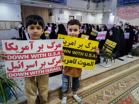 تصاویر/ مراسم بزرگداشت شهدای حملات تروریستی رژیم صهیونیستی در مدرسه علمیه ریحانة الرسول ارومیه