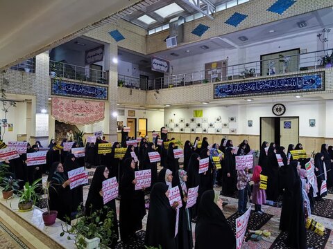 تصاویر/ مراسم بزرگداشت شهدای حملات تروریستی رژیم صهیونیستی در مدرسه علمیه ریحانة الرسول ارومیه