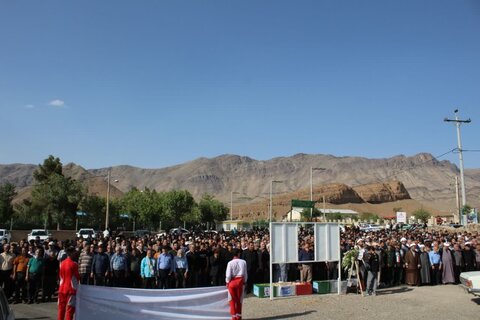 تصاویر/آیین تشییع شهید مهندس علیرضا زینلی و دو فرزندشهیدش در تفرش