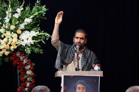 تصاویر/مراسم شبی با شهید "ولی الله طاهری"  پاسدار گروه مهندسی ۴۲ قدر نیروی زمینی سپاه