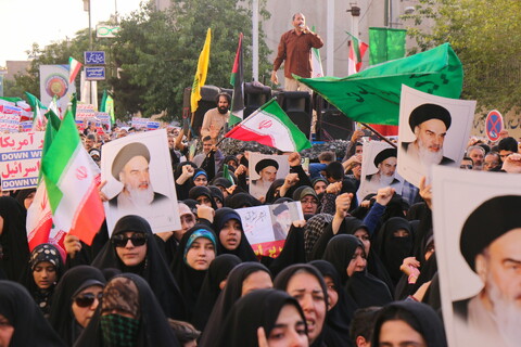 تصاویر/ تشییع باشکوه پیکر مطهر شهدای حمله تروریستی رژیم صهیونیستی در قم
