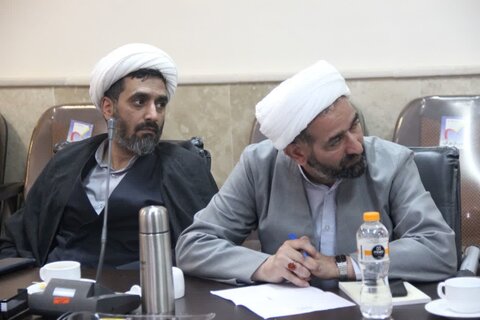 تصاویر / نشست بصیرتی در حوزه علمیه استان قزوین