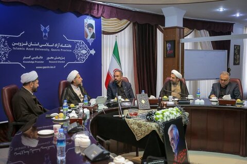 تصاویر / حضور نماینده ولی فقیه در استان قزوین در  واحد دانشگاه آزاد اسلامی قزوین