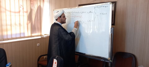 تصاویر/ برگزاری آزمون اخذ مجوز استادی برای نخستین بار در کاشان