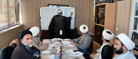 تصاویر/ برگزاری آزمون اخذ مجوز استادی برای نخستین بار در کاشان