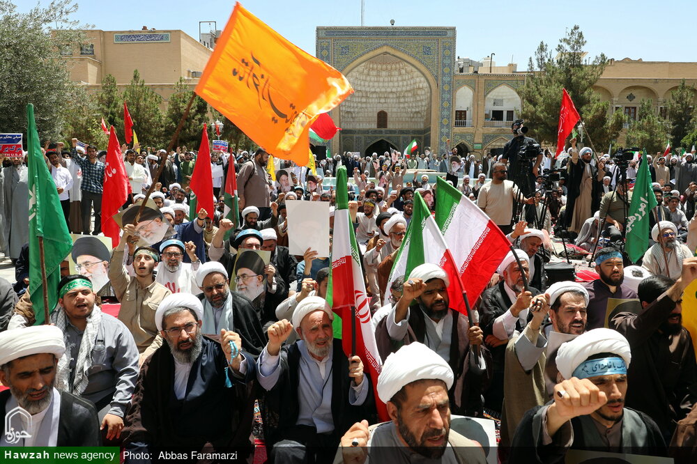 حوزہ علمیہ قم کا مسلح افواج کے ساتھ یکجہتی کے لیے عظیم الشان اجتماع؛ فرزندانِ حیدر آخری سانس تک کھڑے ہیں، مقررین