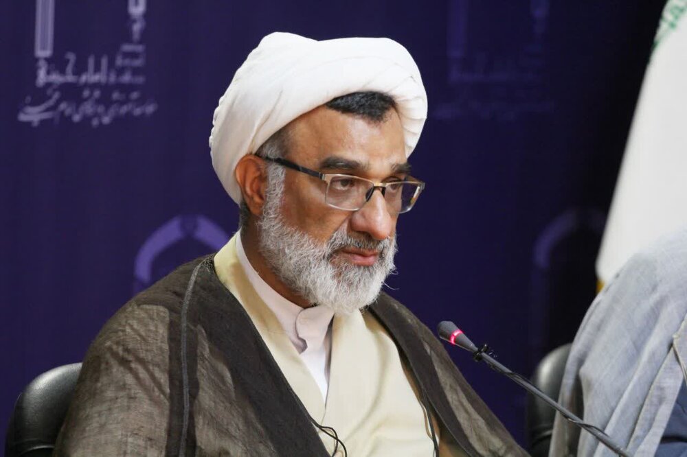 مبانی علوم انسانی اسلامی باید به فناوری نرم تبدیل شوند