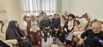 شهادت هدیه‌ای الهی است