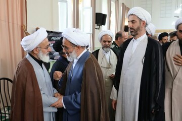 تصاویر/ مراسم گرامی داشت شهدای حمله اخیر رژیم صهیونیستی در مصلای هادیشهر